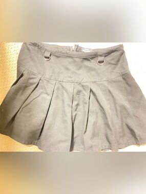 Black Pleated Women's Skirt with D-Ring Detail